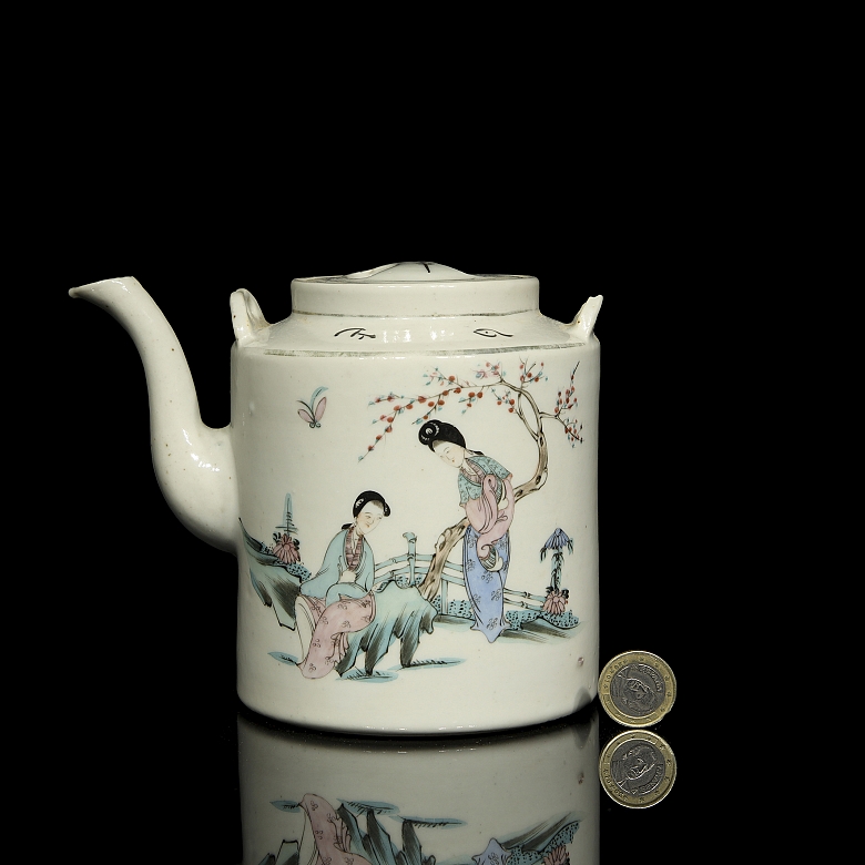 Tetera de porcelana esmaltada