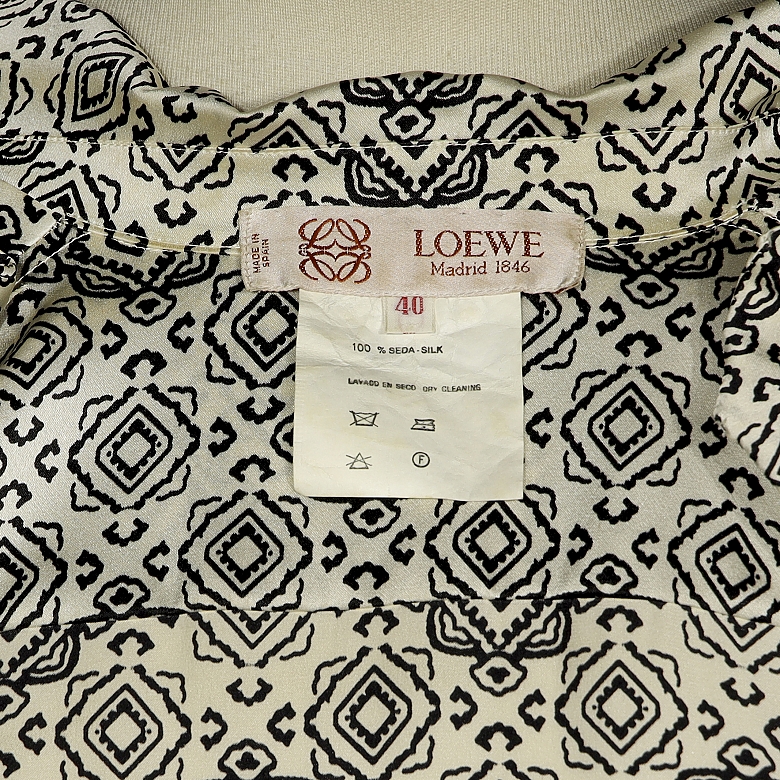 Loewe “Caftán”