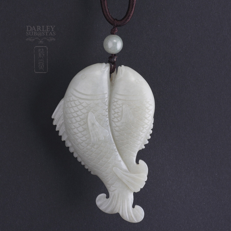 白玉双鱼吊坠 - 2