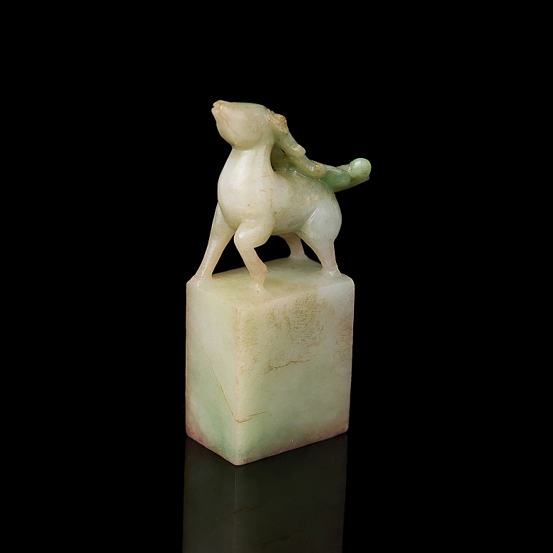 Jadeite seal ‘Deer and Crane’, Qing dynasty