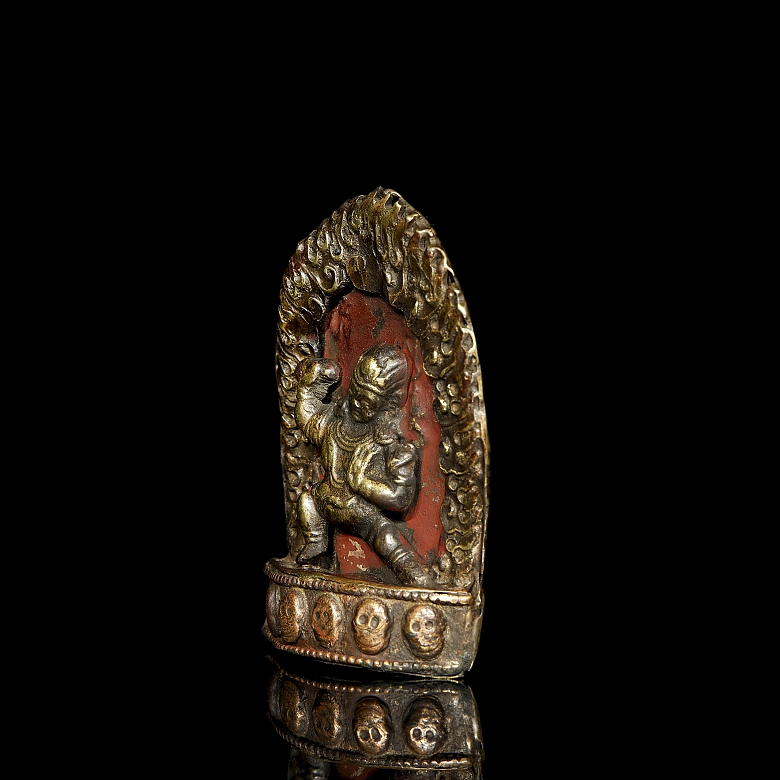 Pequeña figura de bronce