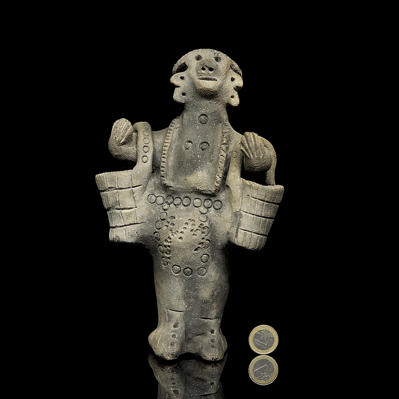Figura de terracota de estilo prehispánico - 5