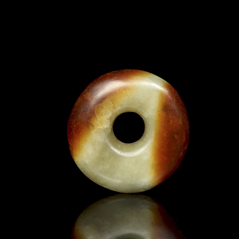 Colgante de jade tallado
