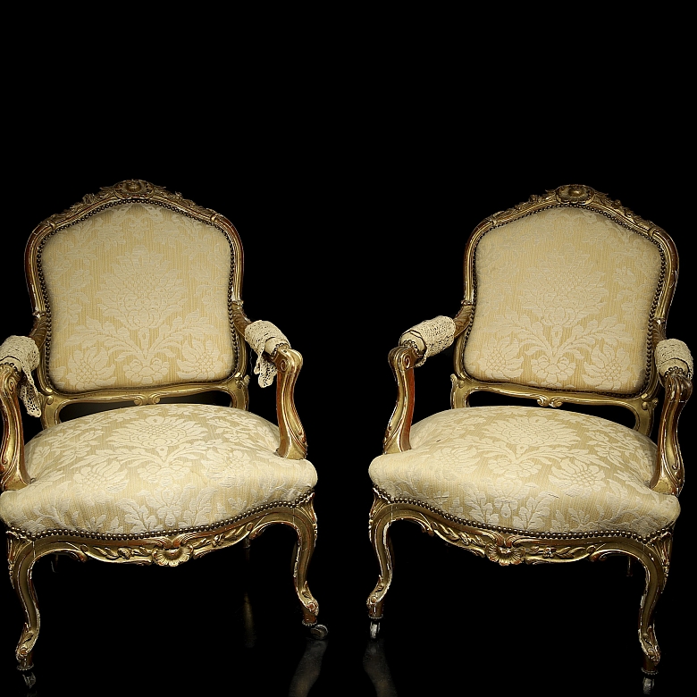 Pareja de sillones estilo Luis XV, Francia, ffs. s.XIX