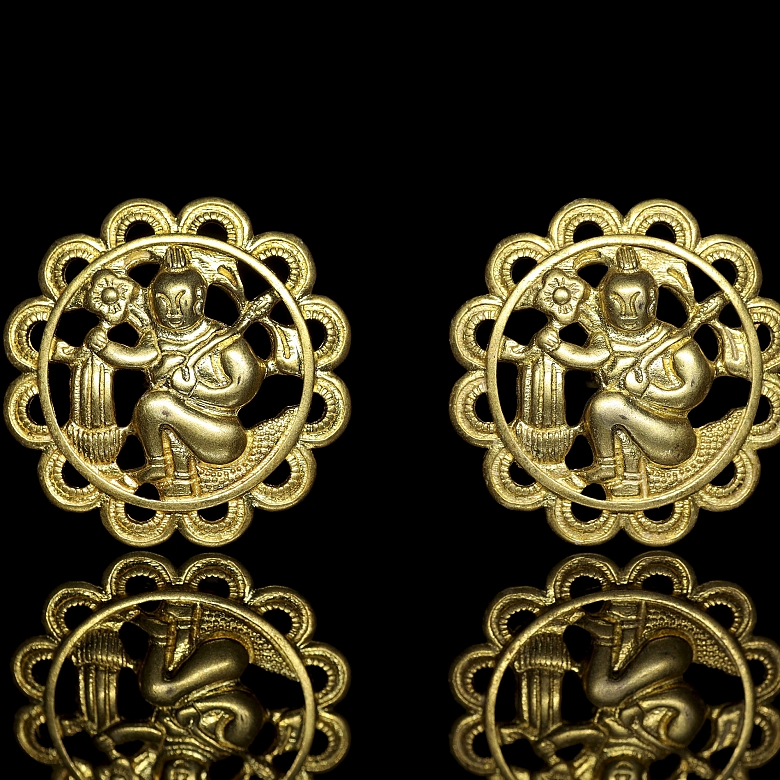 Pareja de botones de metal dorado, dinastía Liao