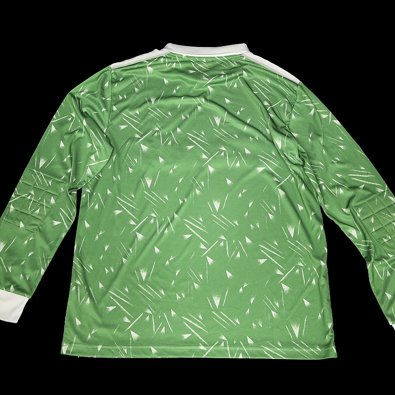 Liverpool Football Club 1981-1984 goalkeeper shirt, Bruce Grobbelar, signed and certified. - 3