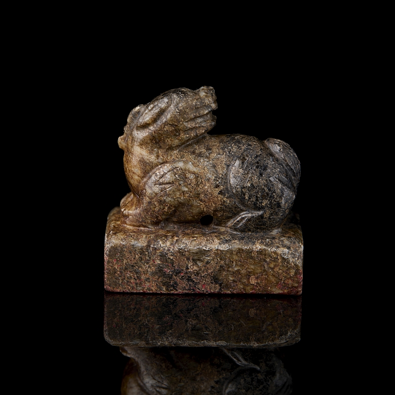 Carved jade seal ‘Mythical Animal’, Ming dynasty