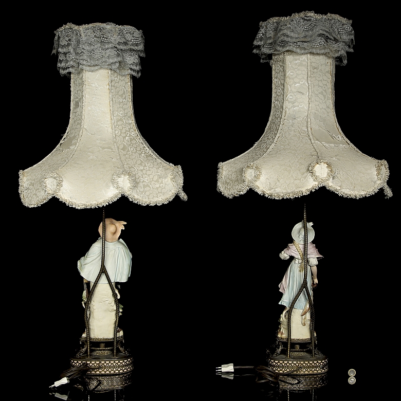 Pareja de lámparas de sobremesa estilo Meissen, s.XIX-XX
