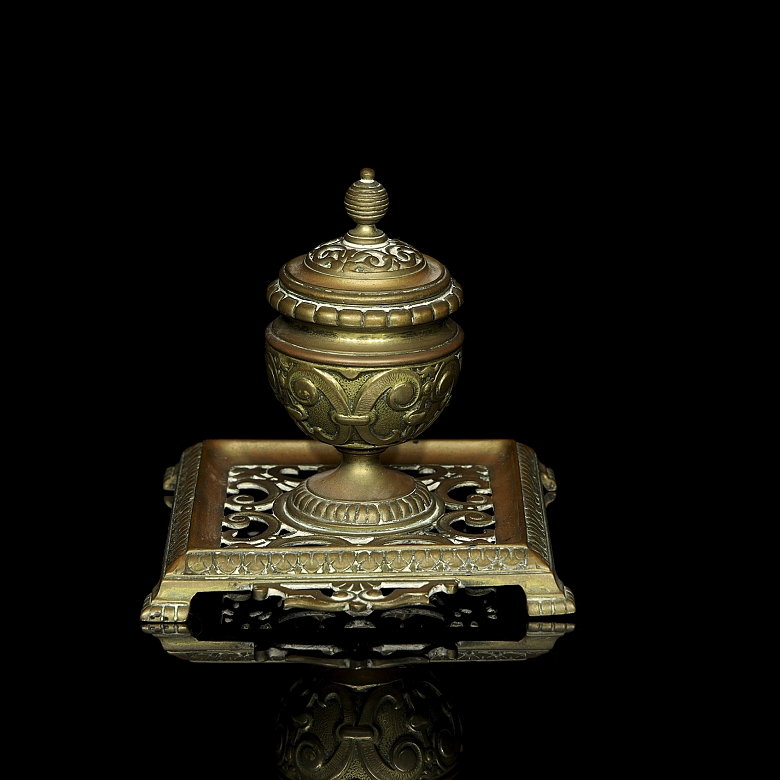 新巴洛克风格青铜书桌，20世纪