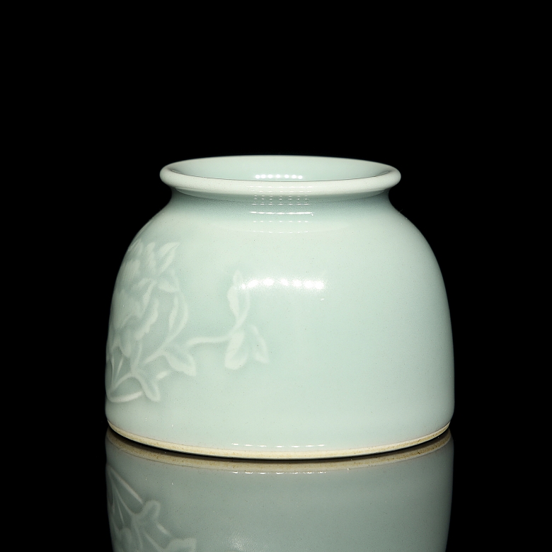 Recipiente de porcelana celadón 