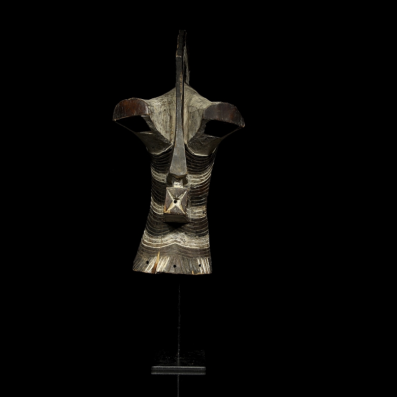 Máscara ceremonial Kifwebe masculina, Songye, R.D. del Congo, s.XX