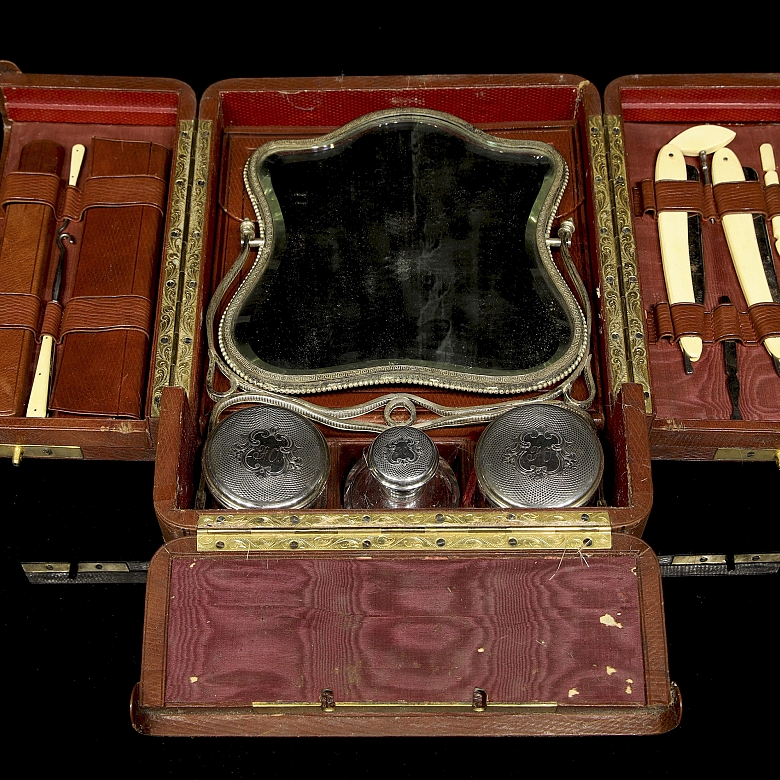 Gentleman's travelling dressing table, 19th century