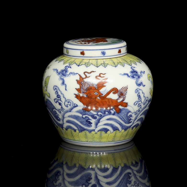 Porcelain vessel ‘Mythical Beasts’, marked Tianqi