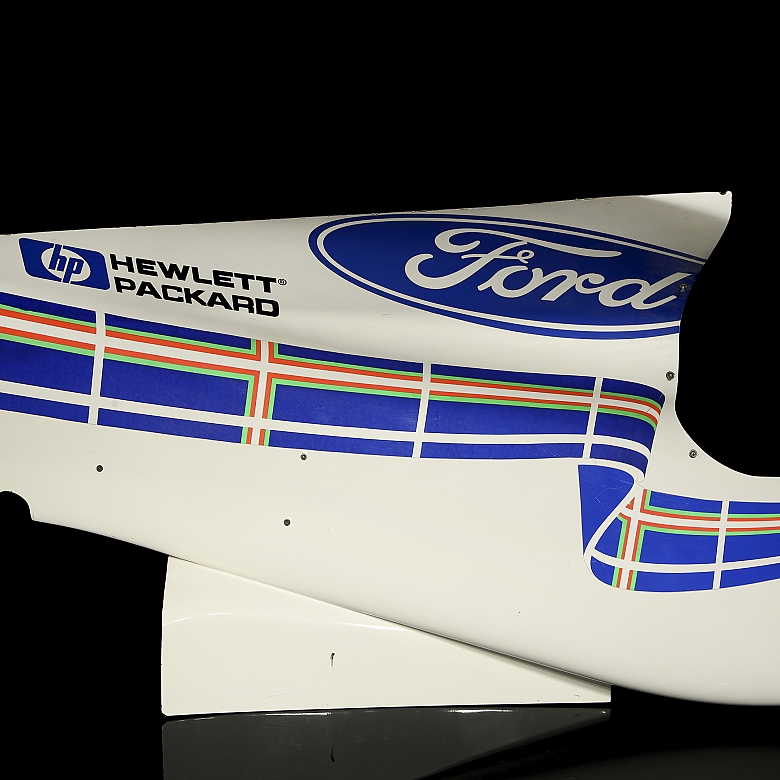 Cubierta de motor izquierda Ford Cosworth, escudería Stewart Grand Prix, temporada 1999