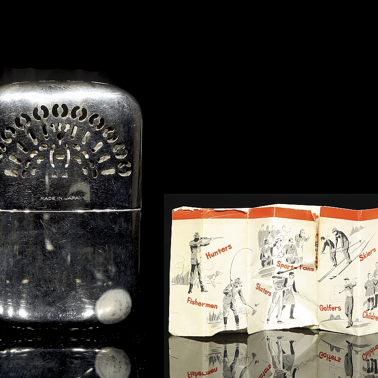 Peacock ‘Pocket warmer’, 20th century - 1