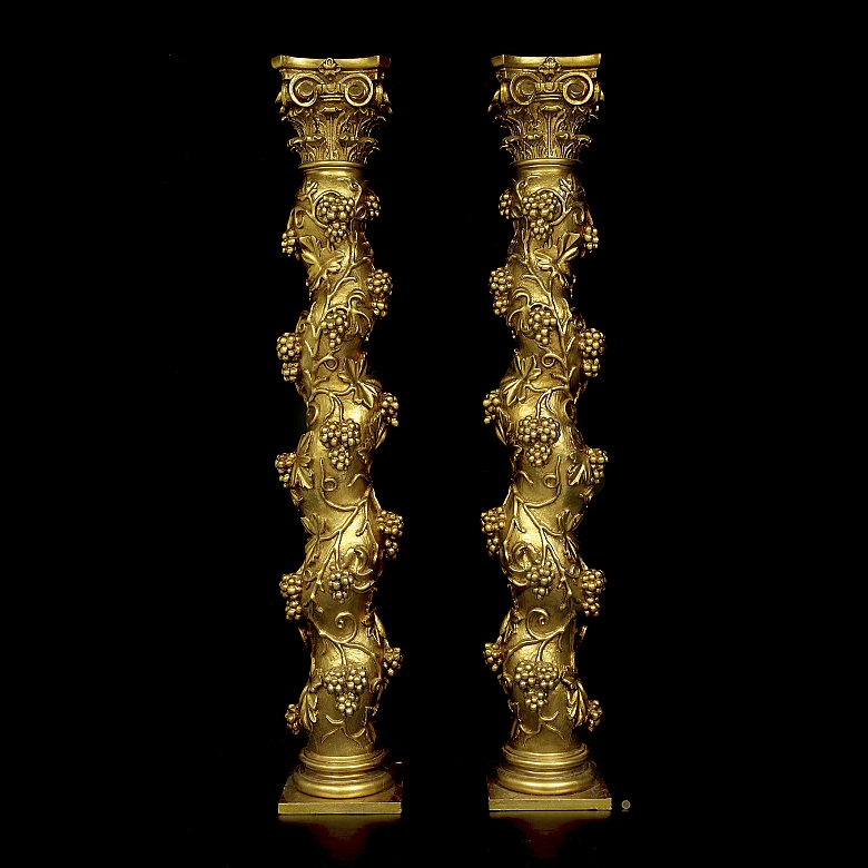 Pair of gilded wooden Solomonic columns, 20th century