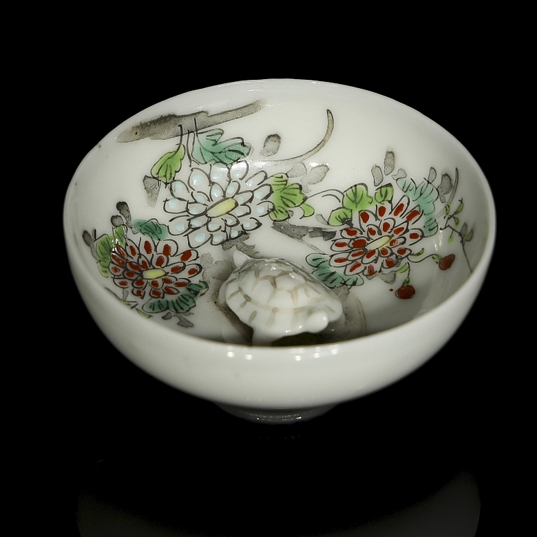 Glazed porcelain bowl, ‘Turtle and Chrysanthemums,’ 20th century