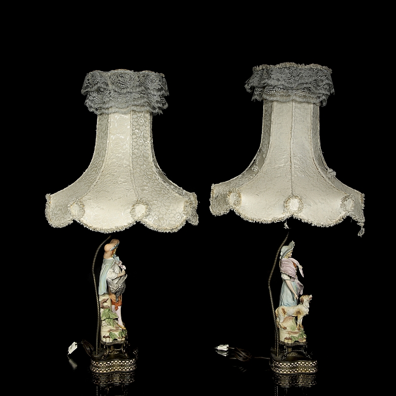 Pareja de lámparas de sobremesa estilo Meissen, s.XIX-XX