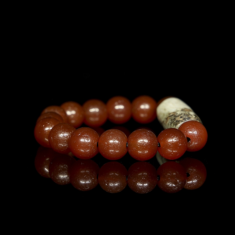 Pulsera de cuentas de ágata y jade, dinastías Liao y Hongshang