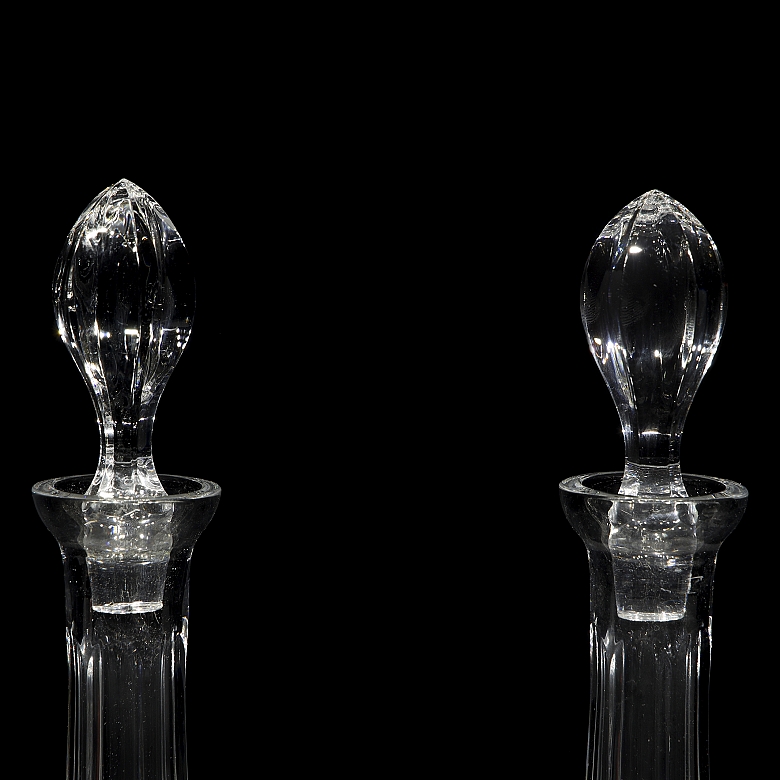 Pareja de licoreras de cristal tallado, Europa, s.XX