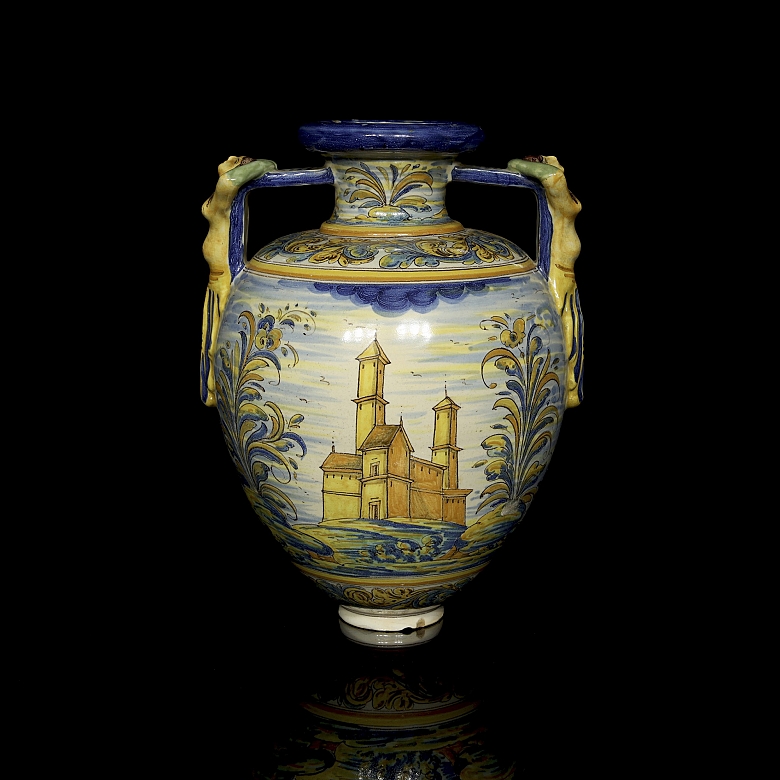 胡安·鲁伊斯·德·卢纳（1863–1945）《带女性手柄的双耳瓶》，20世纪