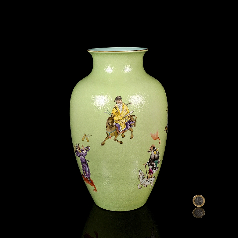 Glazed porcelain vase “Eight Immortals,” with Qianlong seal