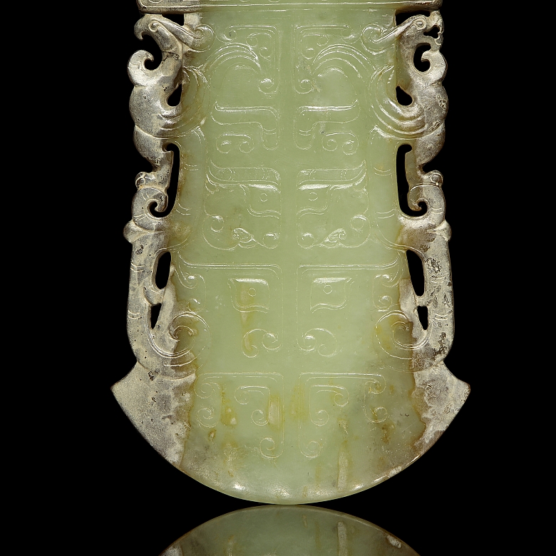 Ceremonial yellow jade plaque “Mythical Beasts,” Han dynasty