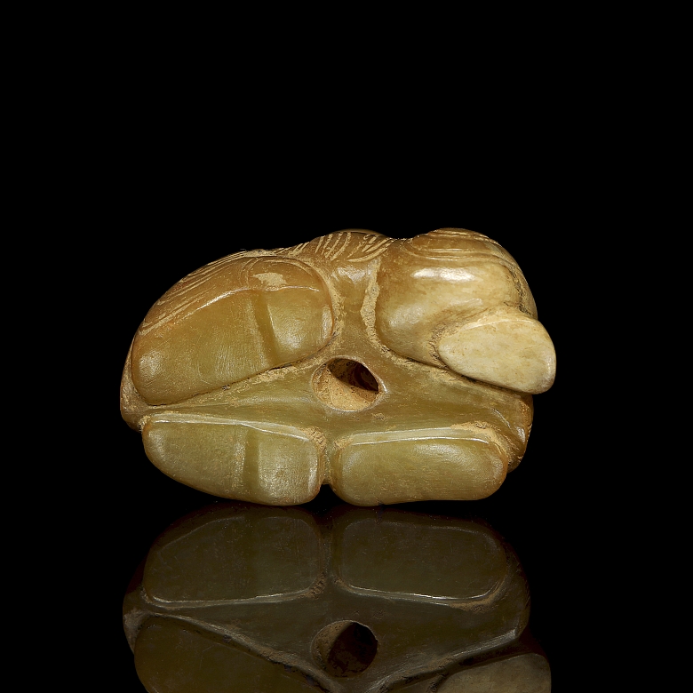 Figura de jade amarillo