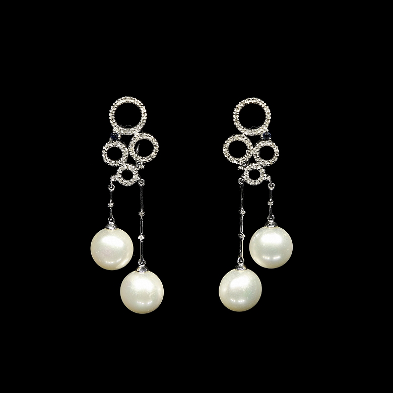Pendientes en oro blanco de 18k con diamantes y perlas