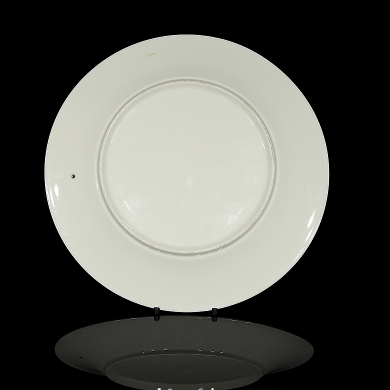 Plato de porcelana