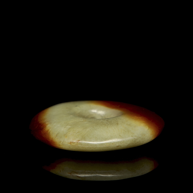 Colgante de jade tallado