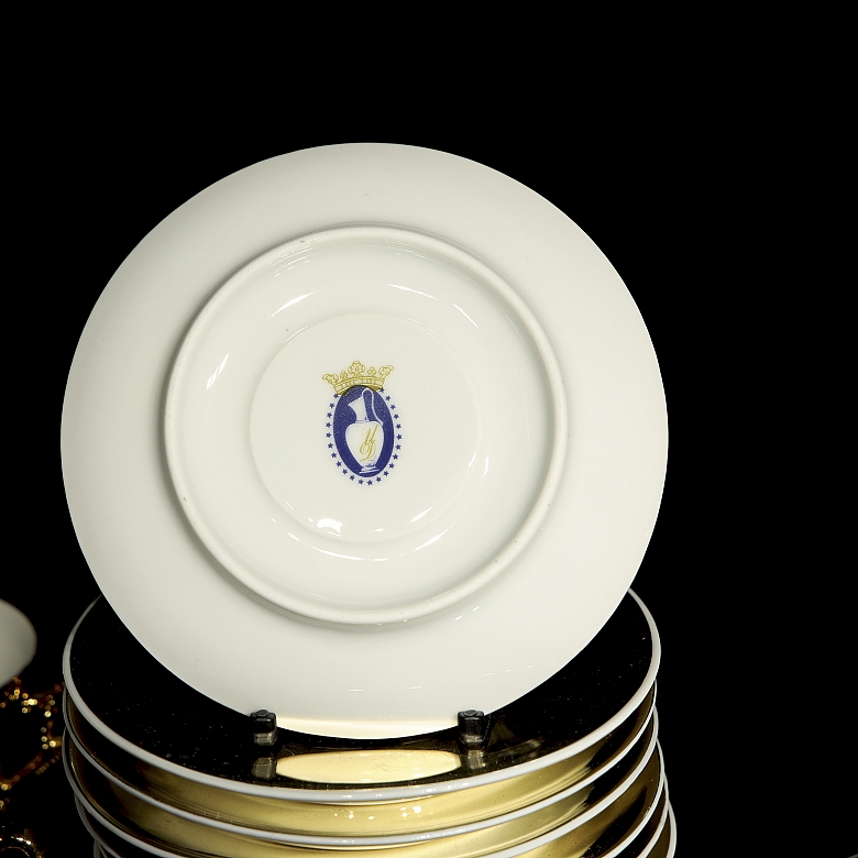 瓷质咖啡套装“小咖啡杯”，20世纪