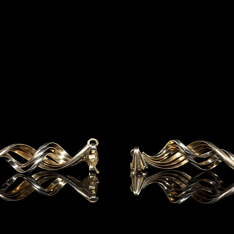 Pendientes de oro amarillo