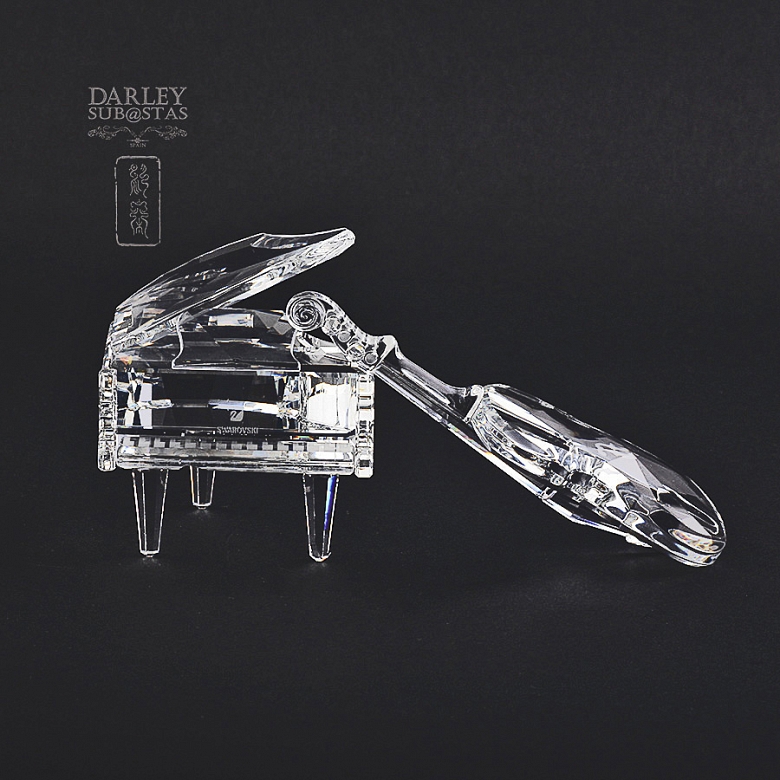 施华洛世奇钢琴款水晶