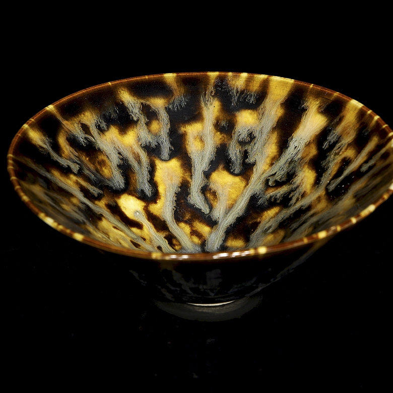 Stoneware bowl with ‘Hare skin’ glaze, Song style - 6