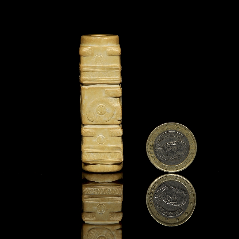 Colgante de jade Jigubai 