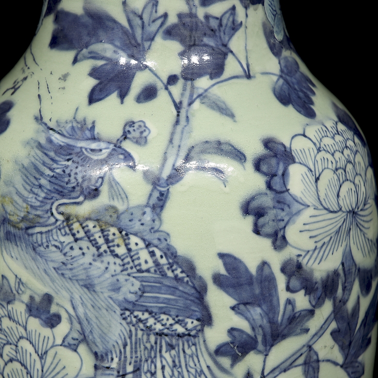 Jarrón de porcelana esmaltada