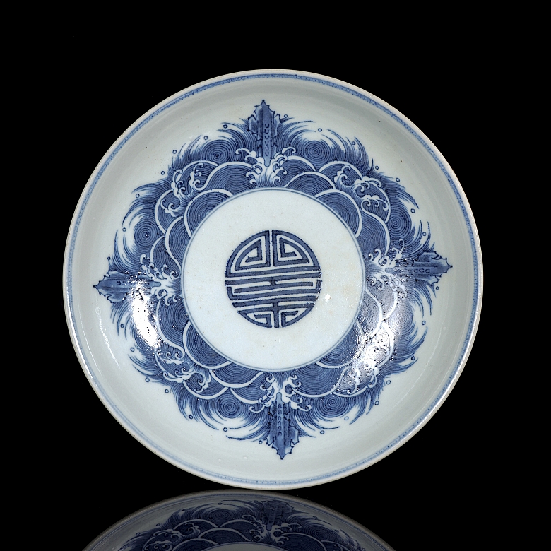 Cuenco con pie de porcelana 