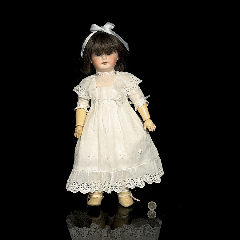 Muñeca de porcelana Dressel & Kister (Bébé D & K), Alemania, pps.s.XX