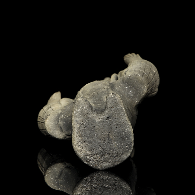 Figura de terracota de estilo prehispánico - 4