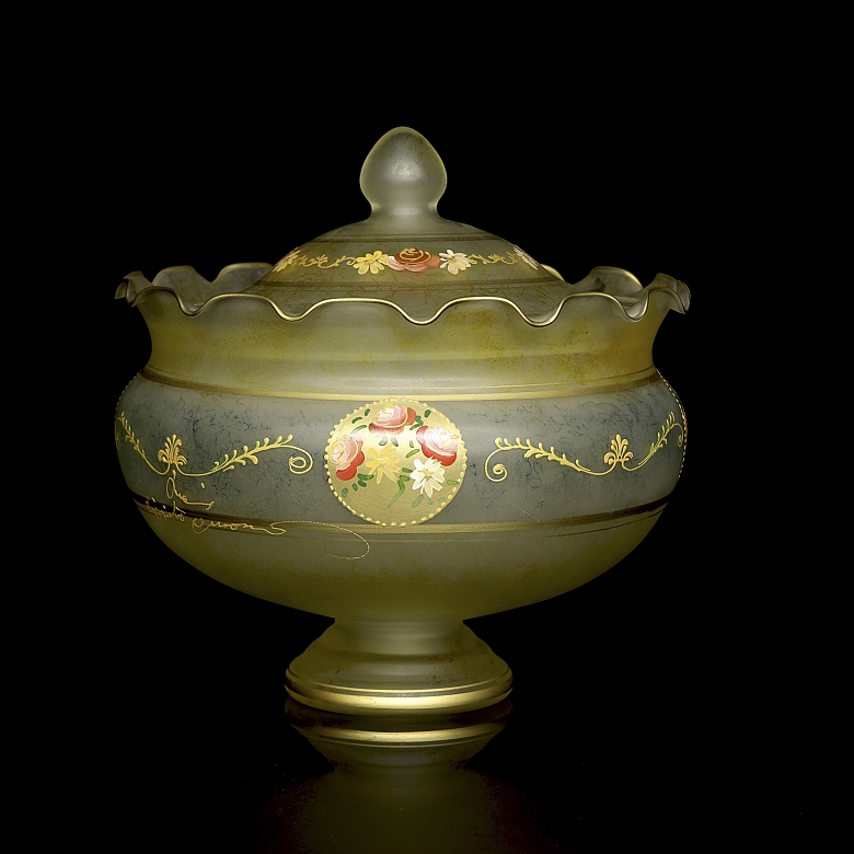 Enamelled glass bonbonniere, 20th century