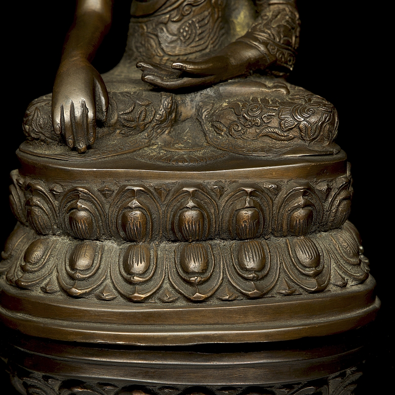 Figura de bronce
