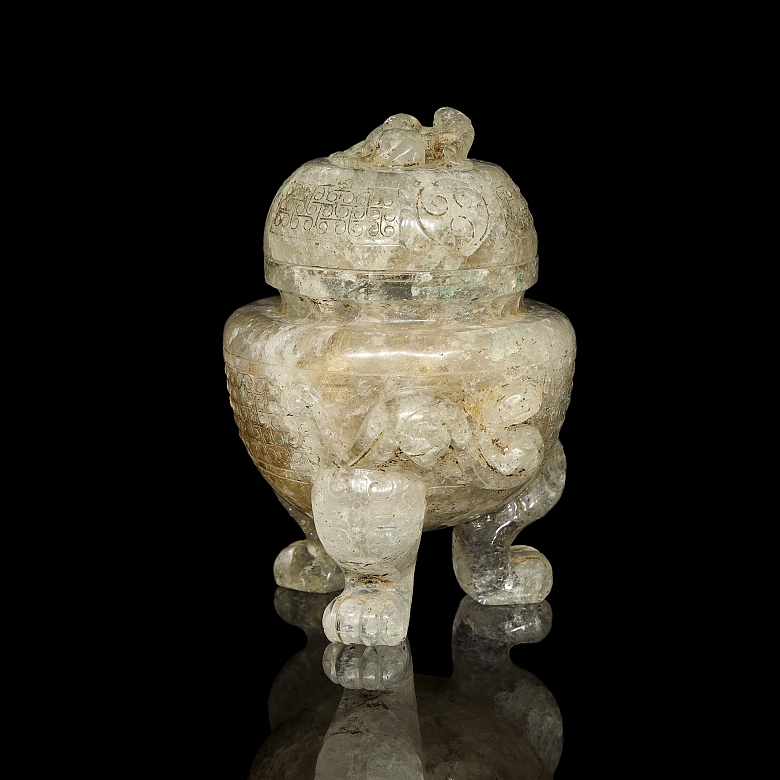 Incensario de cuarzo tallado