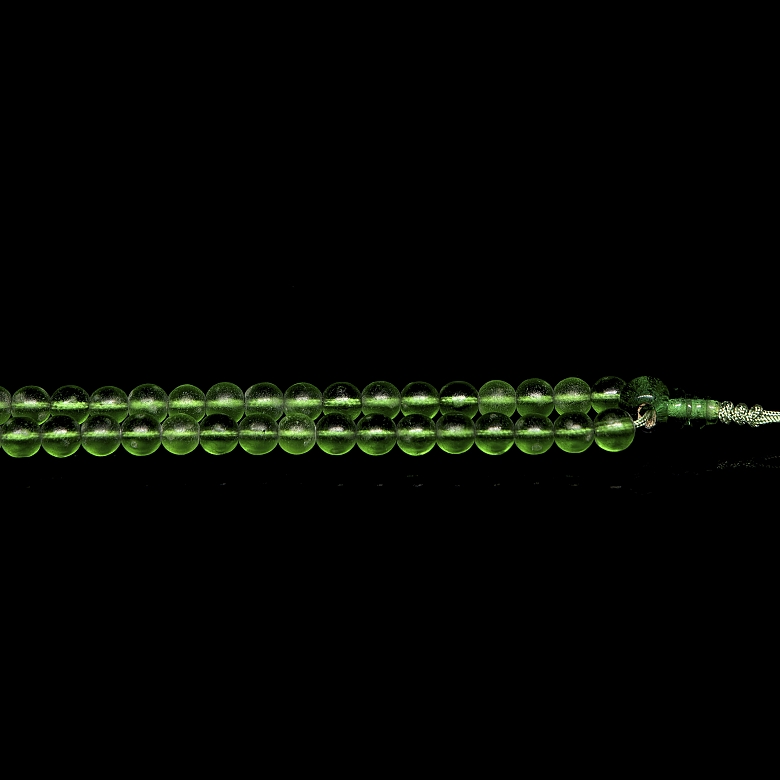 One hundred and eight Liuli bead necklace, Qing dynasty - 3