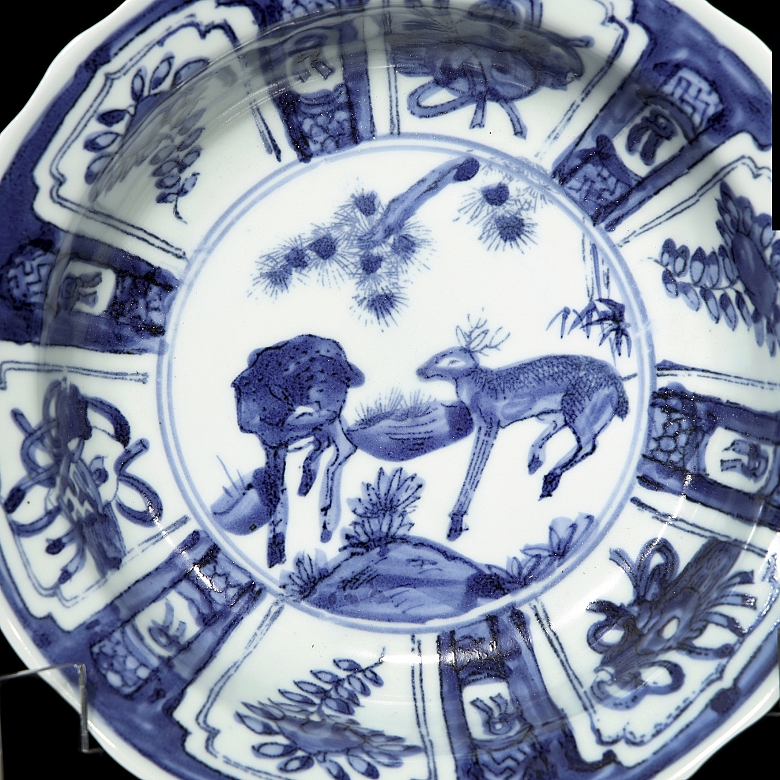 Pareja de platos, azul y blanco, S.XX - 2