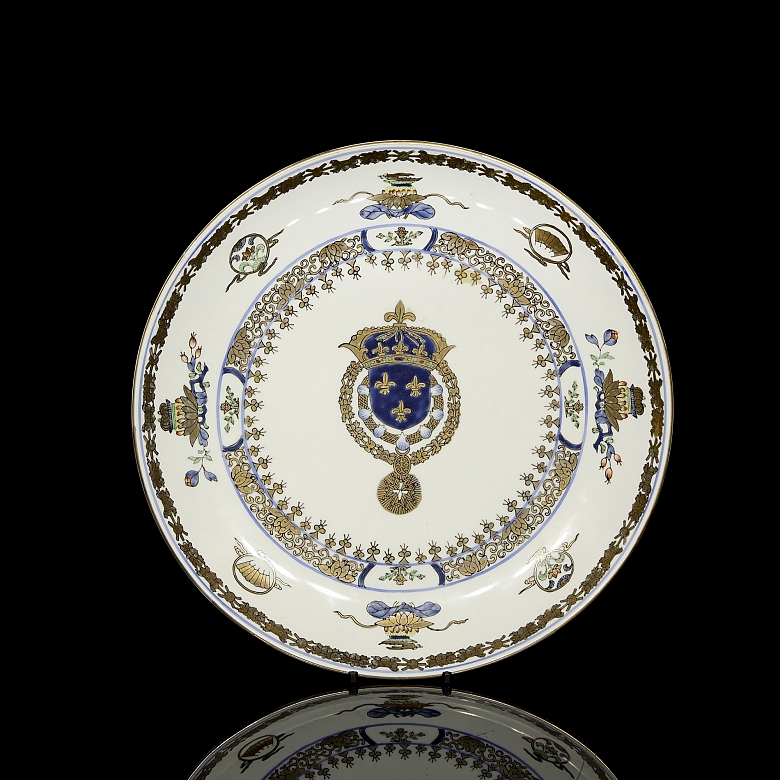 Plato de porcelana