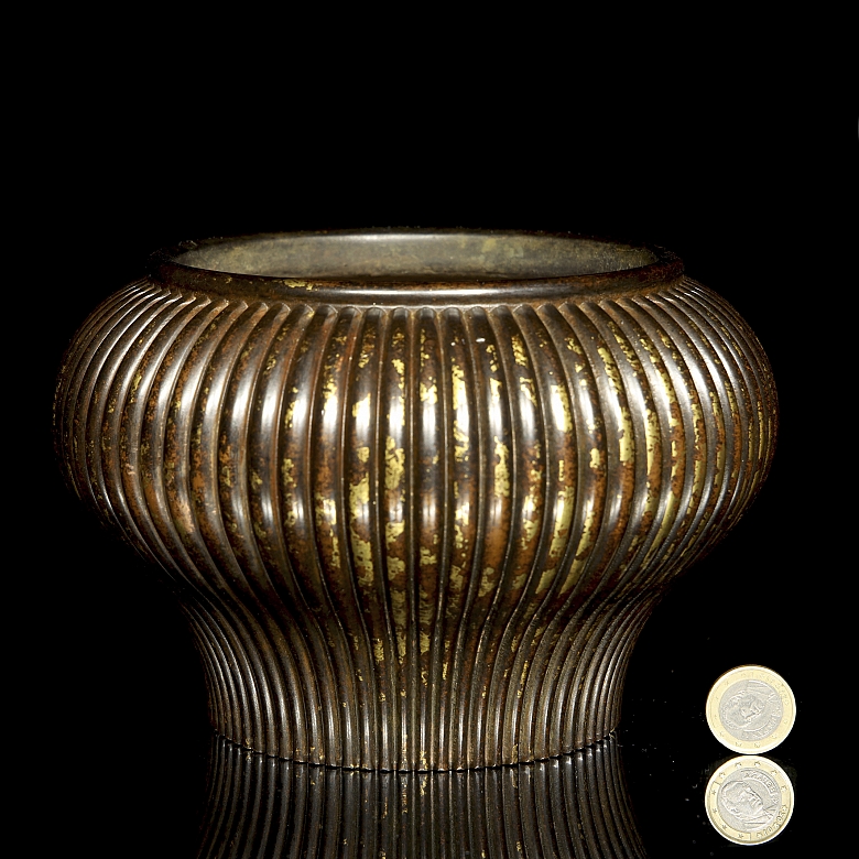 Incensario de bronce dorado, dinastía Ming