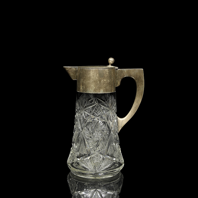Jarra de cristal tallado, estilo Art Déco, med. s.XX