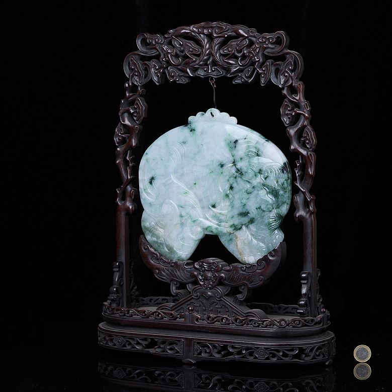 Panel de madera y jadeíta 