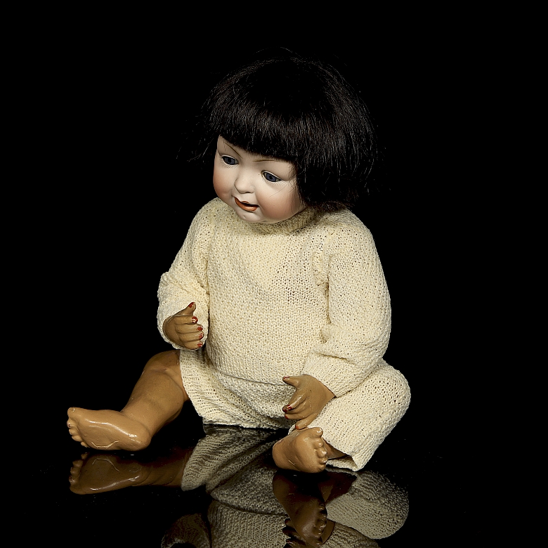 Muñeca de porcelana tipo Hertel, Schwab & Co., Alemania, c. 1910-1915
